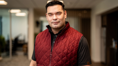 Maximus Tyrannus Avery – From Local Roots to Global Strategy