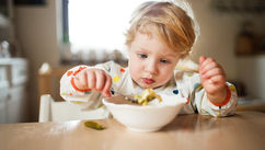 How Starting Solids Shapes Your Child’s Longevity