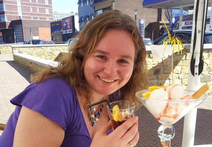 Outdoor photo of Kinga enjoying desserts