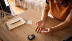 The Connection Between Blood Sugar Management And Hormonal Health – A Holistic Approach