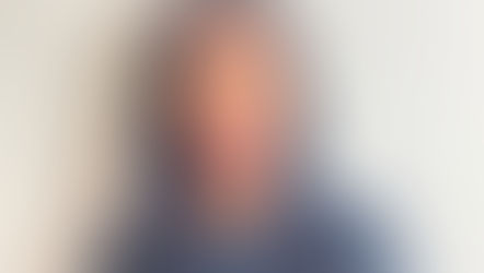 The Capsule Wardrobe Revolution for Professionals – Interview with Taiwo Badmus