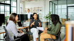 Leading Through Turbulent Times – How Leaders Can Navigate Uncertainty With Their Teams