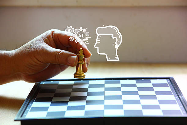 A hand holds a golden chess king over an empty chessboard, with digital icons of a human head and AI elements floating beside it, symbolizing strategic thinking and artificial intelligence.