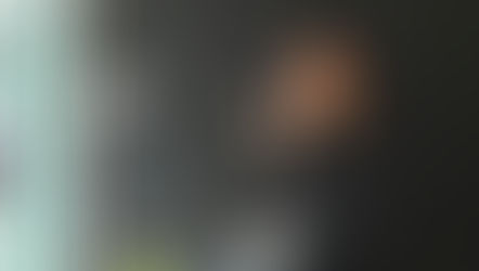 Stop Playing Small – How Purpose-Driven Women Leaders Can Thrive Beyond the Traditional Path