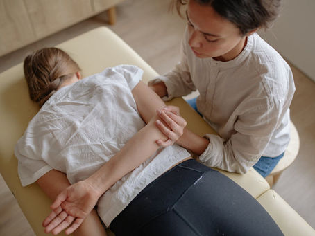 How Massage Therapy in Jacksonville Helps You Heal