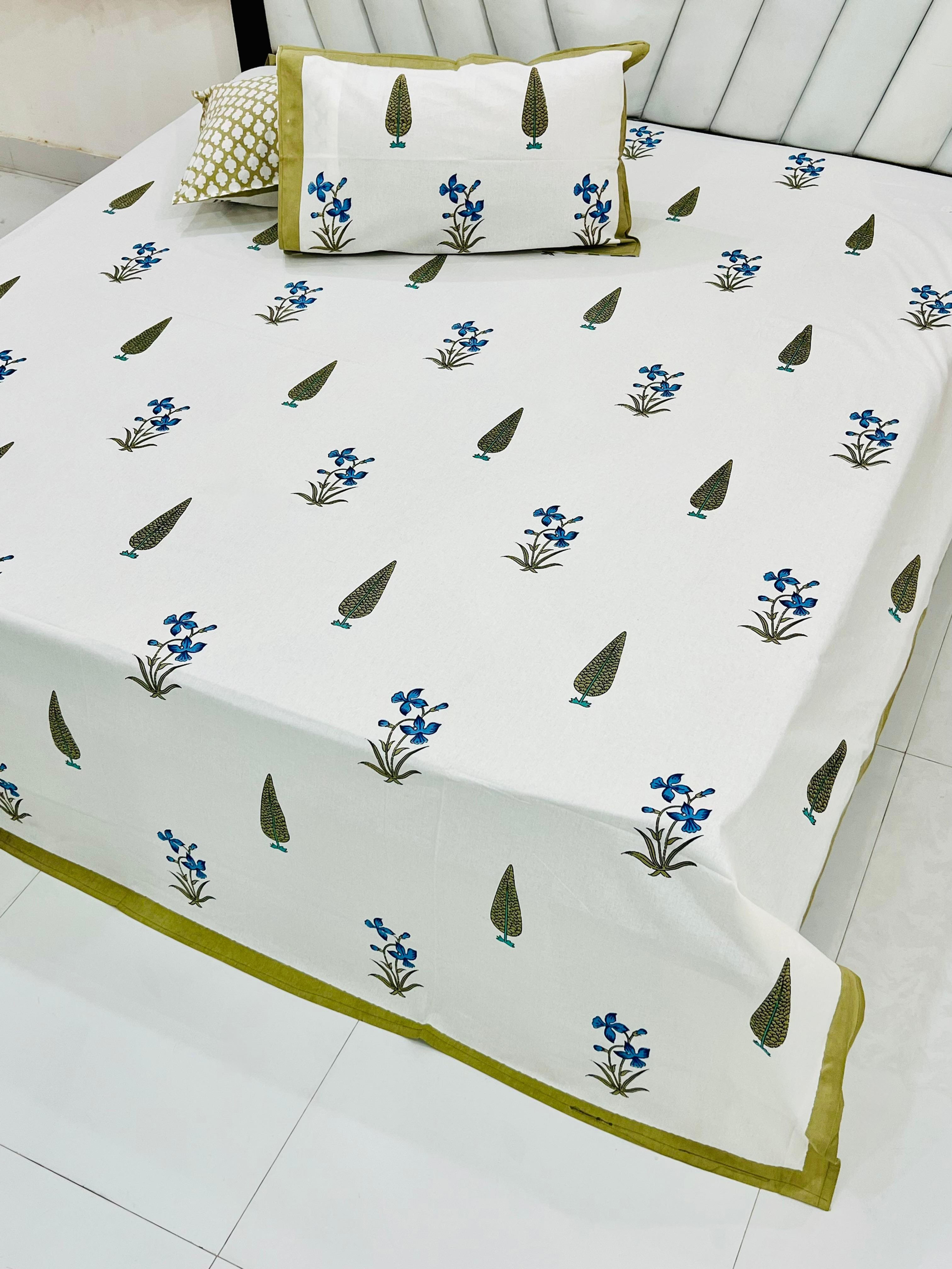 Premium Hand Look King Size Bedsheet with 2 Reversible Pillow Cover