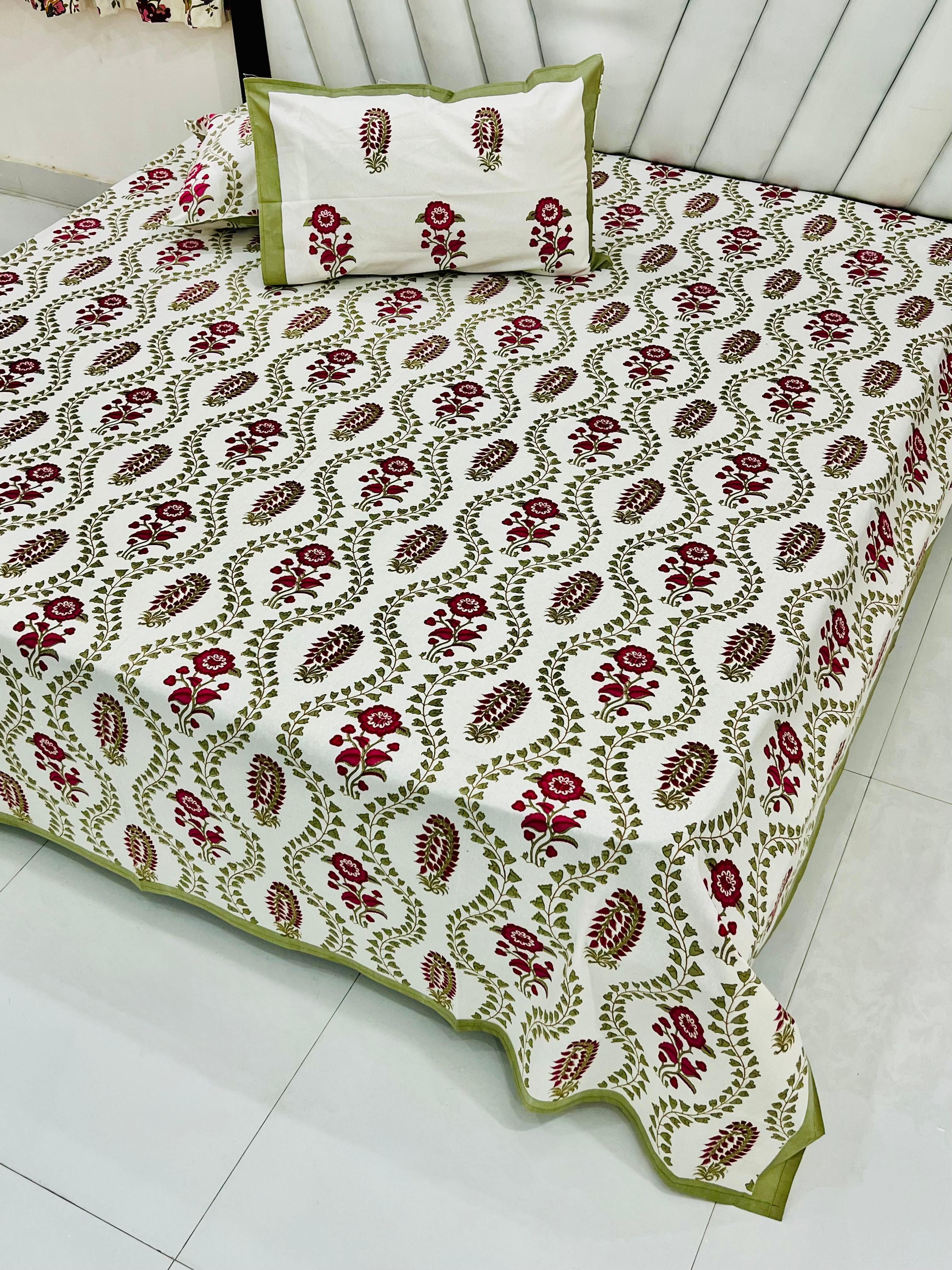 Premium Hand Look King Size Bedsheet with 2 Reversible Pillow Cover