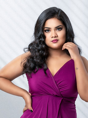 Meenakshi insta 03 Web_edited.jpg