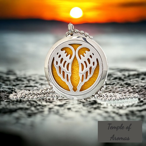 Angel Wings - Diffuser Locket - 30mm | Temple of Aromas