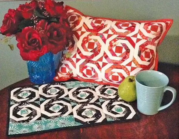 Pineapple Pillow or Placemat Quilt Pattern by Cut Loose Press