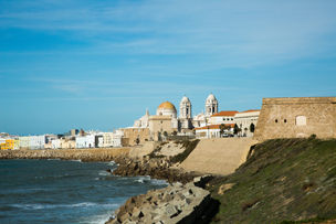 How to Fall in Love in Cádiz