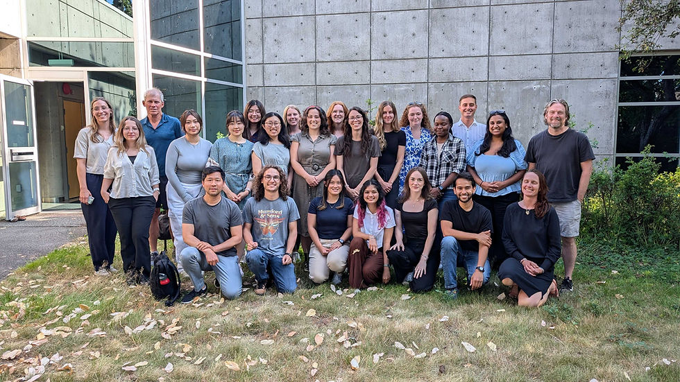 Group photo including lab members from the Shih, Brown, Gust, Delaney and Murphy labs.