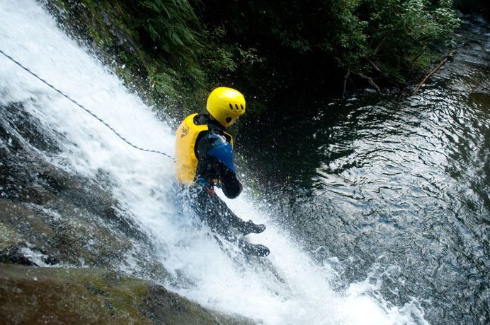 Seated Rappel in Kaumira