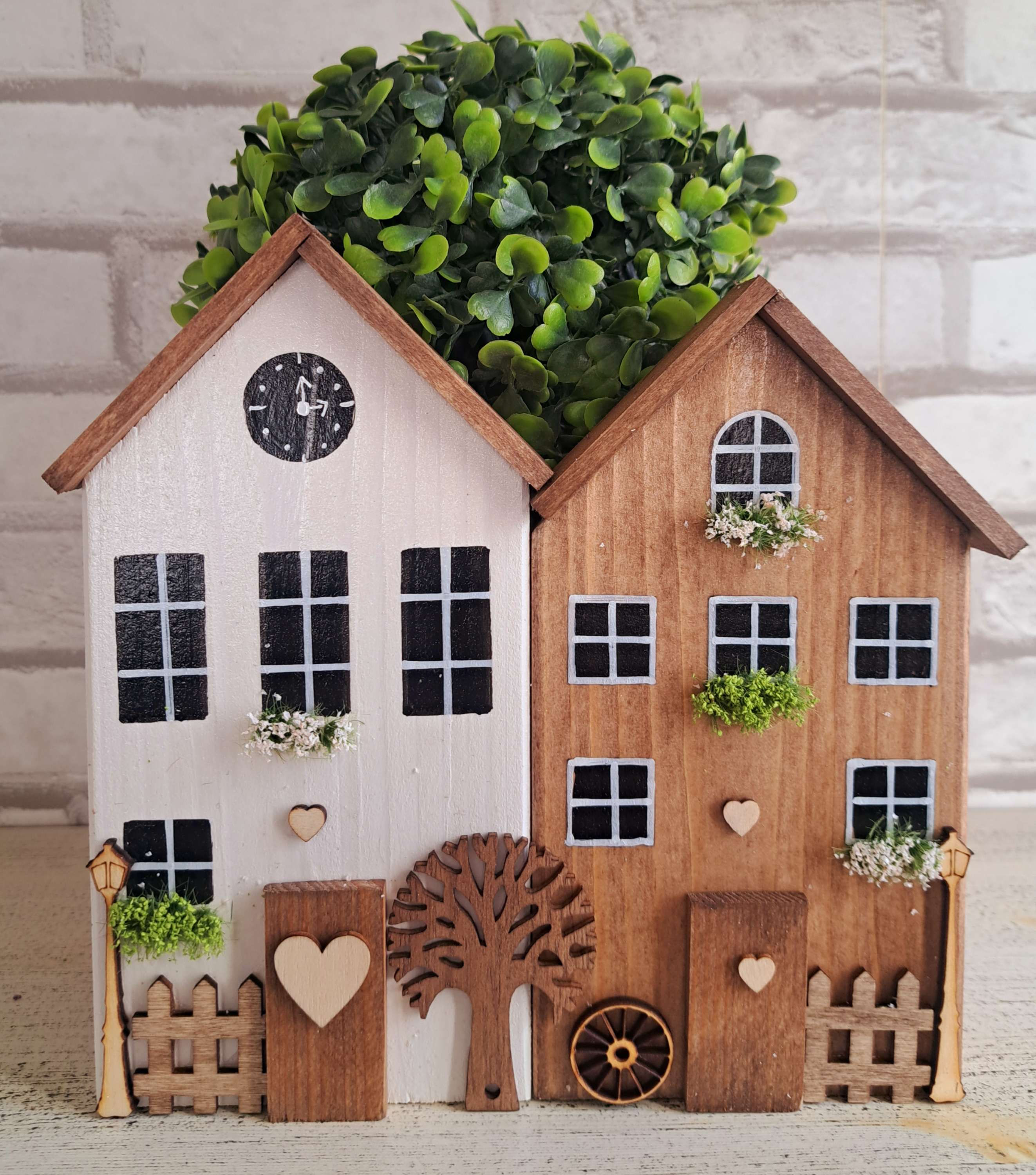 Truhlík box dřevěný domečky R
