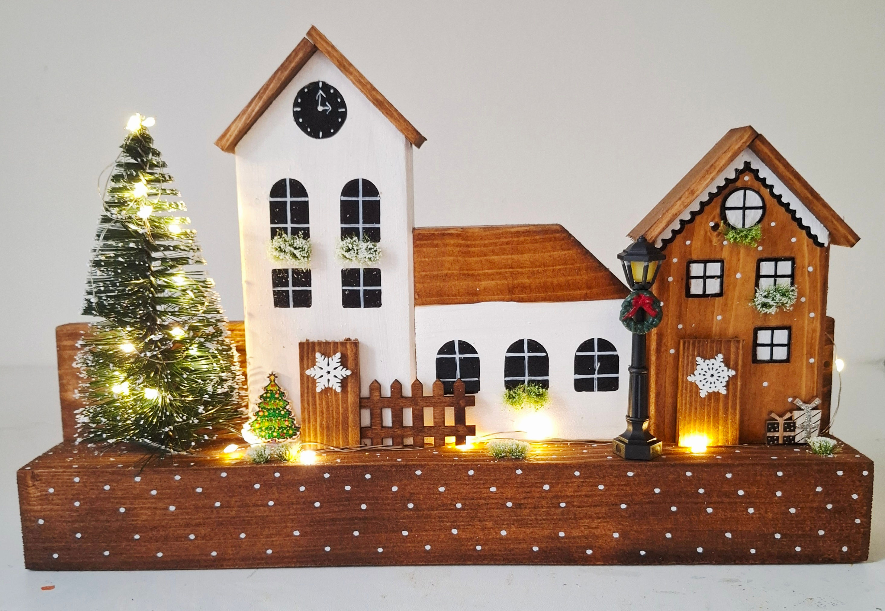 Svítící vesnička na parapet Vánoce
