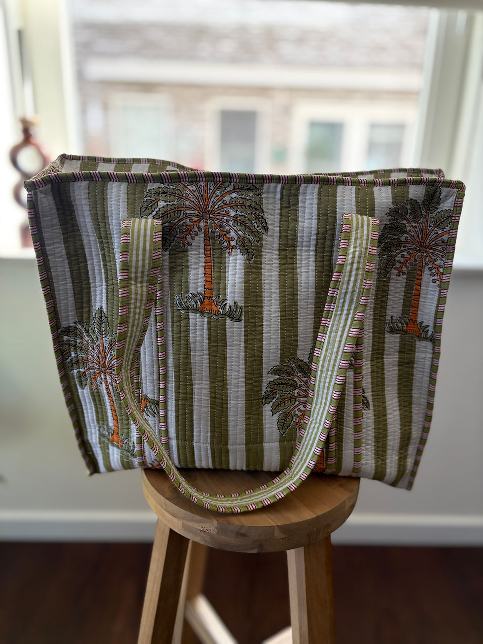Thumbnail: The Palm Tote