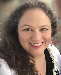 Alice Anne English Headshot.jpg