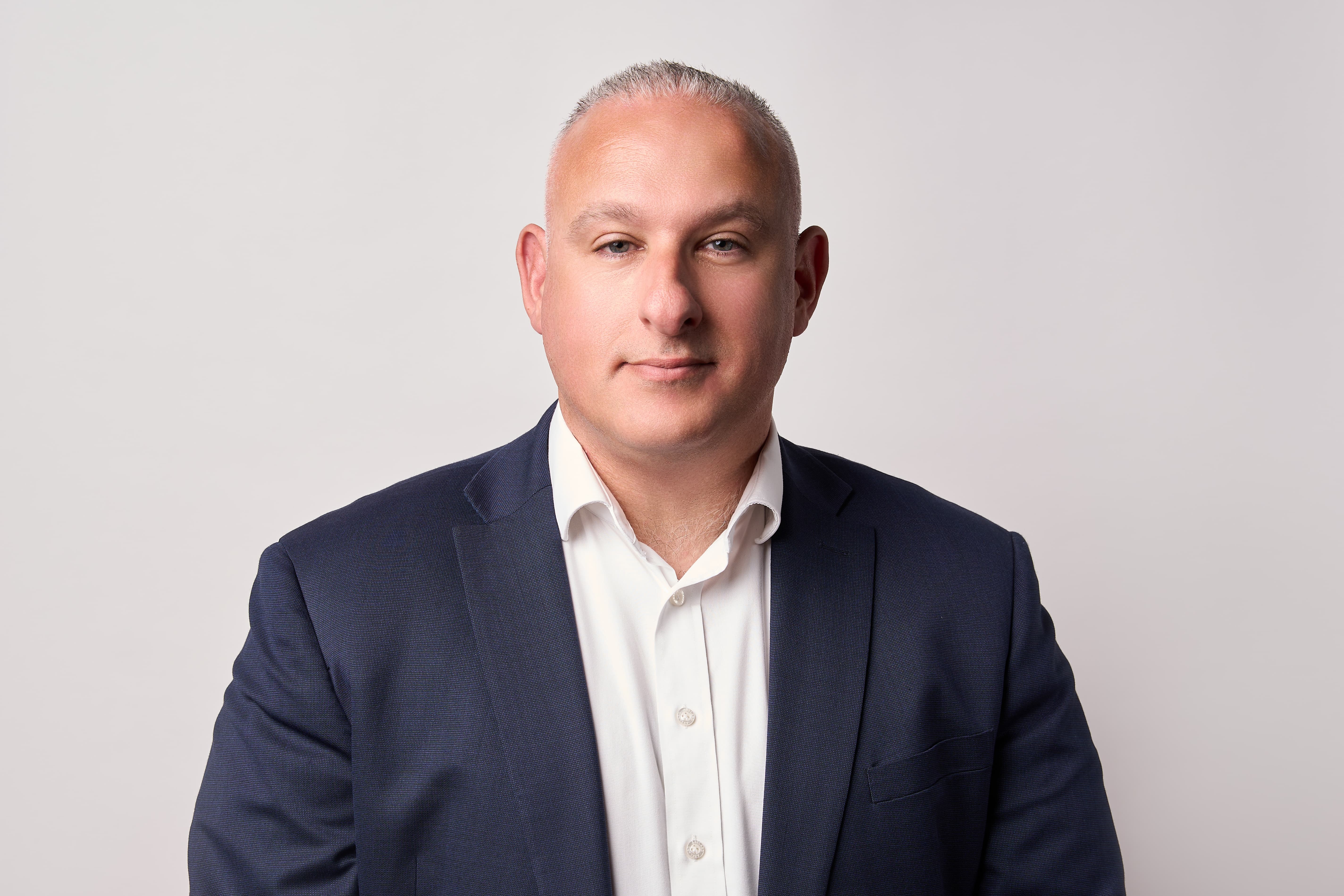 Oliver Hume Headshots - Julian Coppini 2.jpg