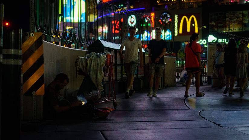 Street Photography People 08-01-2022-5.jpg