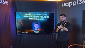Palestra sobre Gestão Baseada em Dados: Tomada de Decisão Inteligente para Lucrar Mais - Thiago Sarraf