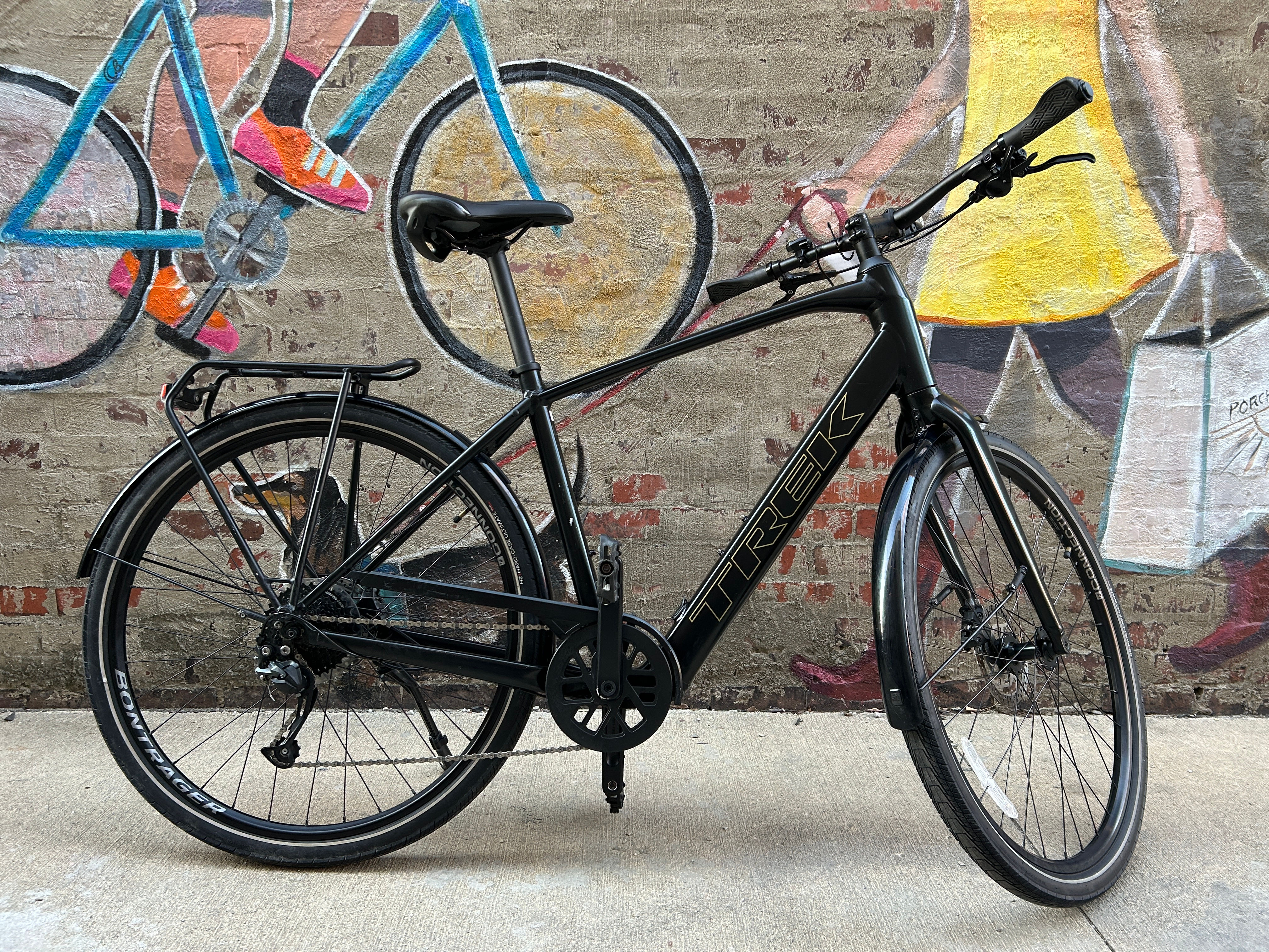 Trek FX2+ E-bike Black Large