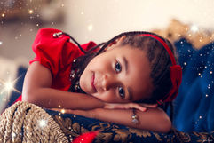 photographe Orléans
Studio photo en centre-ville d'Orléans.
Shooting famille, amis, couple, mode, portrait CV ...