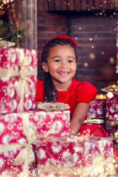 photographe Orléans
Studio photo en centre-ville d'Orléans.
Shooting famille, amis, couple, mode, portrait CV ...