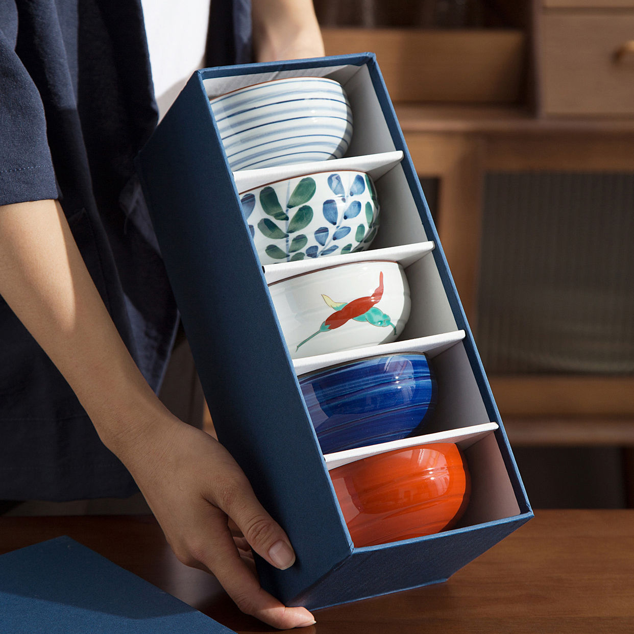 Arita Ware Japanese Rice Bowl for Housewarming Gifts