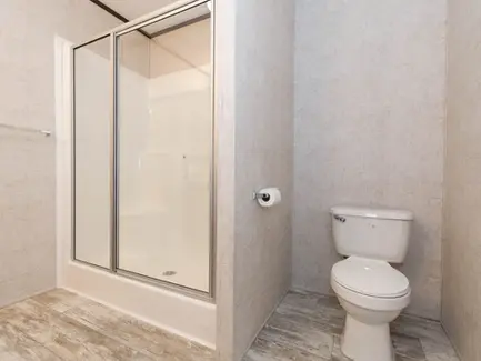 Redman Homes Bathrooms. Custom Built Mobile and Modular Homes from Manufacturers like Redman Homes, Clayton Homes and Champion Homes. Custom built for Turnkey Communities properties. 