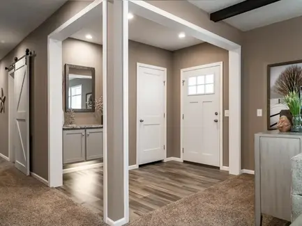 Redman Homes 2020 Louisville Show Model Foyer Entryway. Custom Built Mobile and Modular Homes from Manufacturers like Redman Homes, Clayton Homes and Champion Homes. Custom built for Turnkey Communities properties. 
