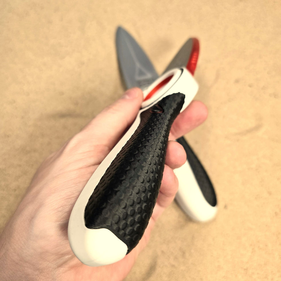 Thumbnail: Survival Tool Prop – Display & Cosplay Replica