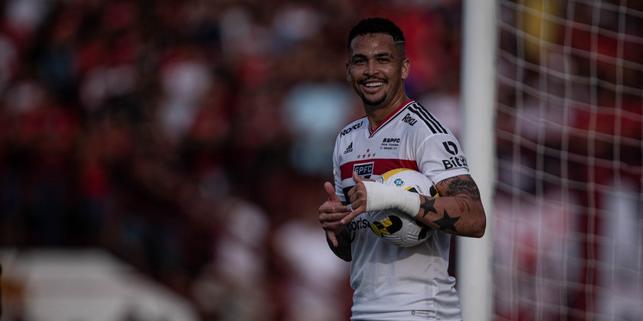 Atlético-GO e São Paulo se enfrentaram pela 15ª rodada do Brasileirão Assaí Créditos: Heber Gomes/AGIF