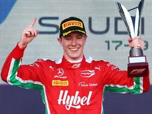 F2 - Vesti batalha para uma brilhante vitória em Jeddah
