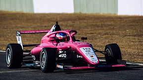 Rafaela Ferreira retorna ao pódio da F4 Brasil