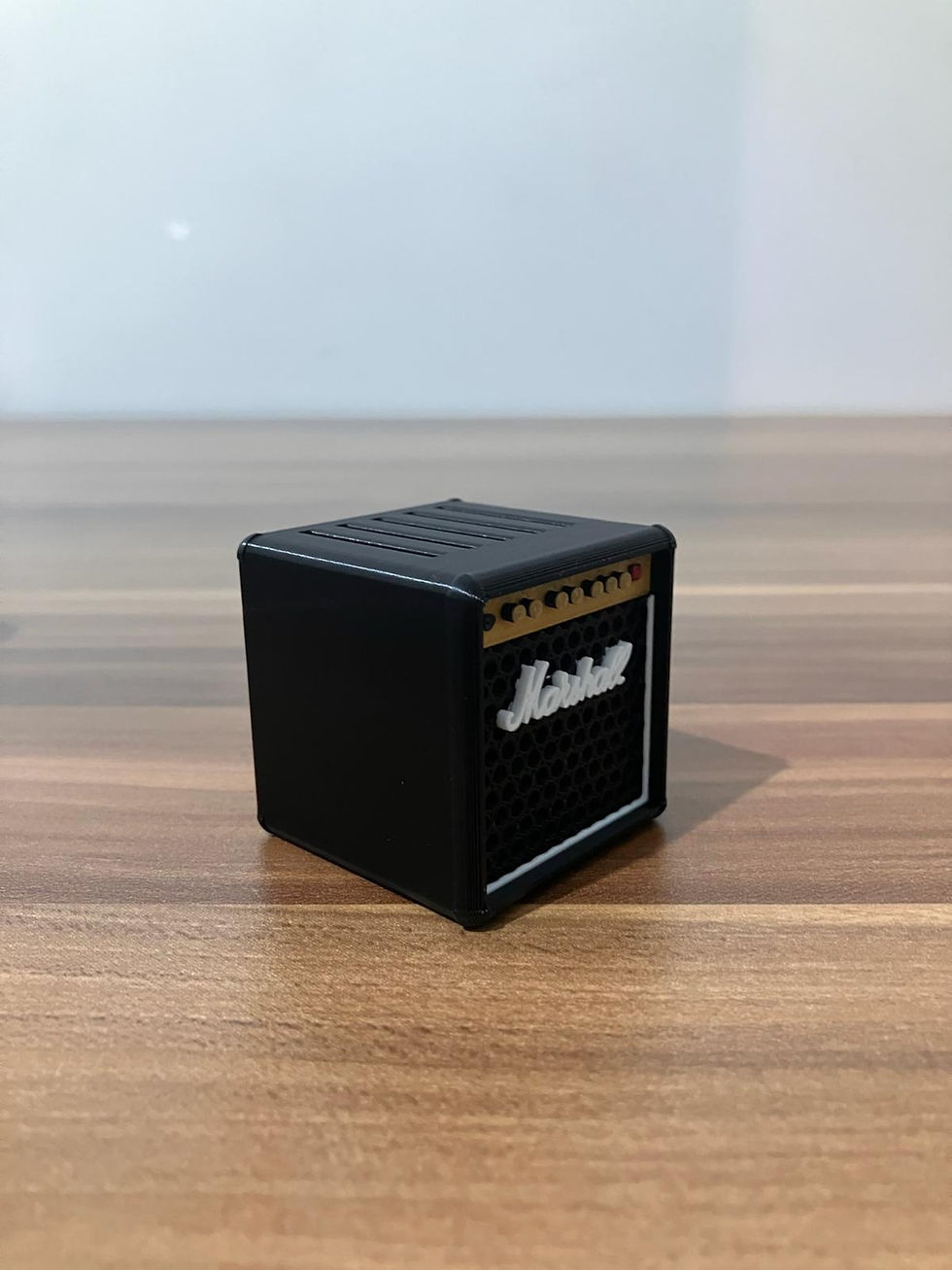 Küçük resim: Marshall Gitar Pena Tutucu