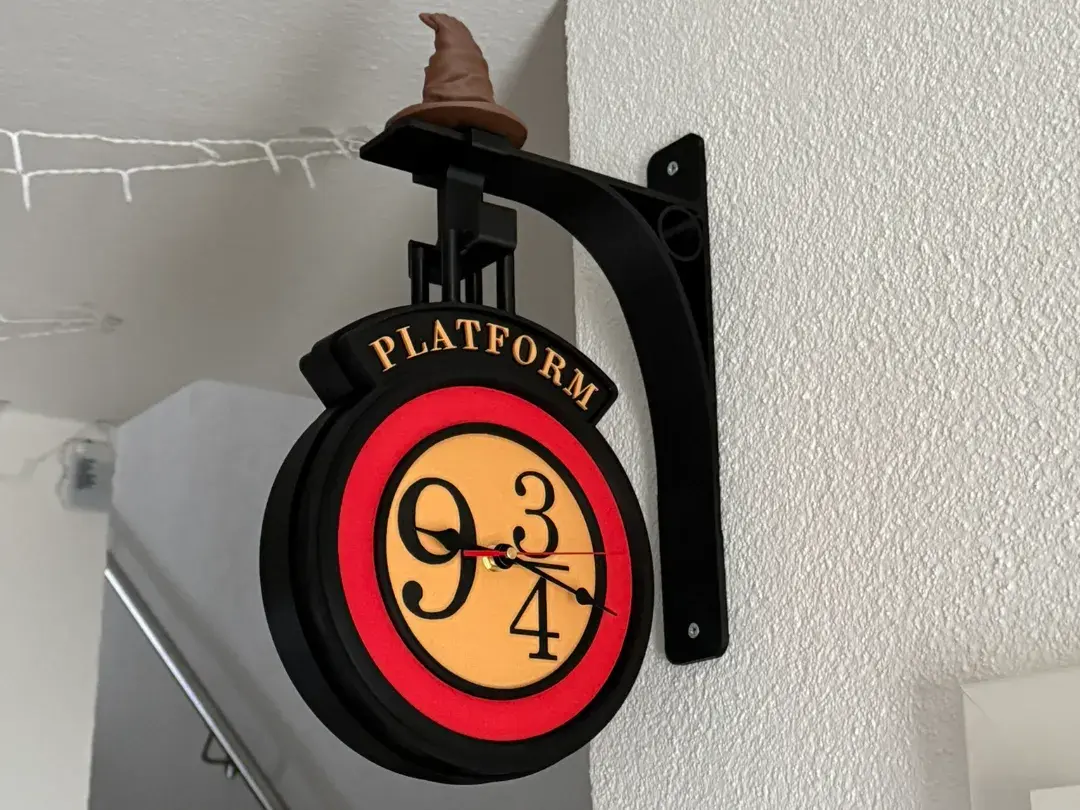 Platform 9 3/4 İstasyon Saati