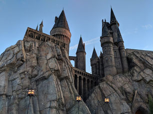 Spend a Virtual Day at the Wizarding World of Harry Potter