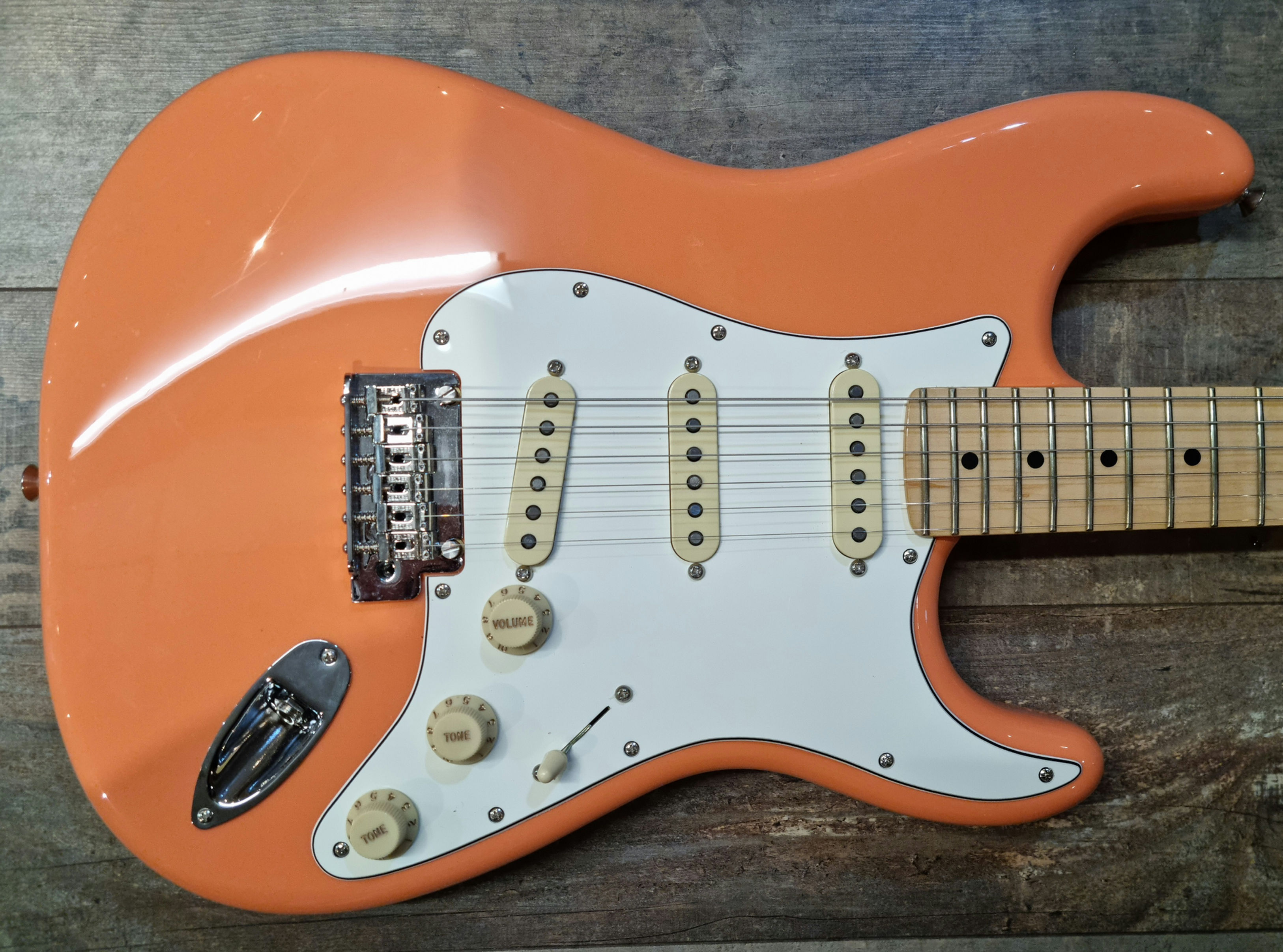 Fender Player Strat, in rare Pacific Peach