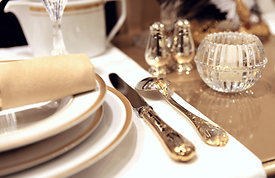 Editorial table setting similar to private venues used for sessions in Loudoun County, Virginia