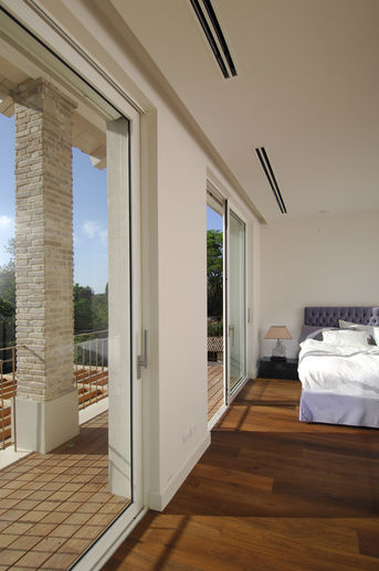 פתחי ויטרינות מורחבות