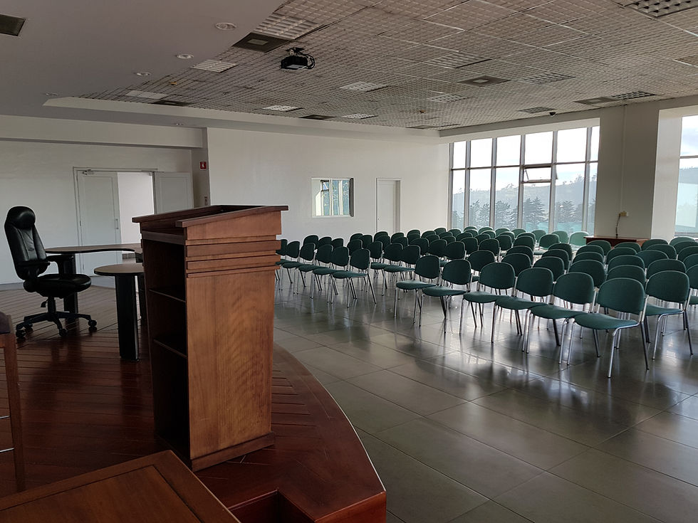 SALON DE CONFERENCIAS