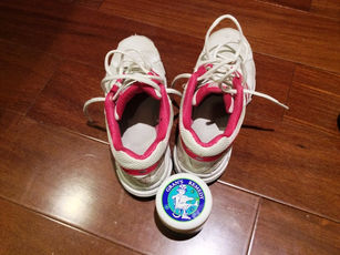 靴と靴下の匂いを消すすごい商品です　ブリーズブロンズ　グランズレメディ