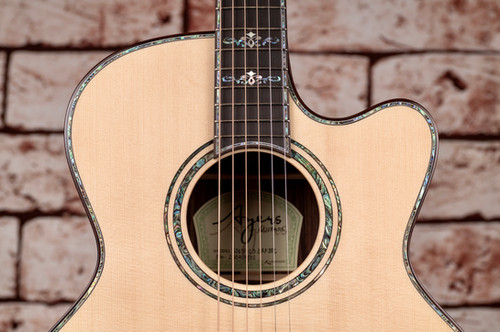 Ayers GuitarSJ07P-C RF 3.0 専用ケース付 Ayers GuitarSJ07P-C RF 3.0 専用ケース付 値下げAyers