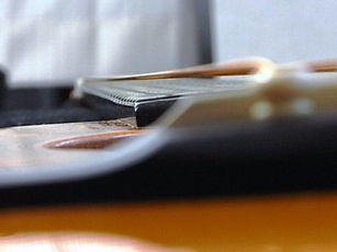 ネックリセットされて，調整されたマーチンＤ－２８Ｖ