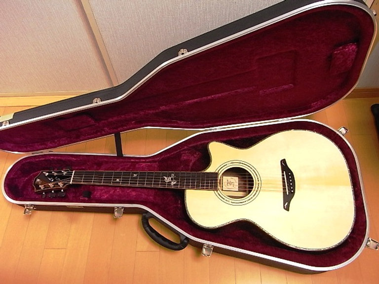ジョニー　Furch OM25SGCT　アディロン マダガスカルローズ フォルヒ OM25SGCTアディロン マダガスカル の音を聞いて見る