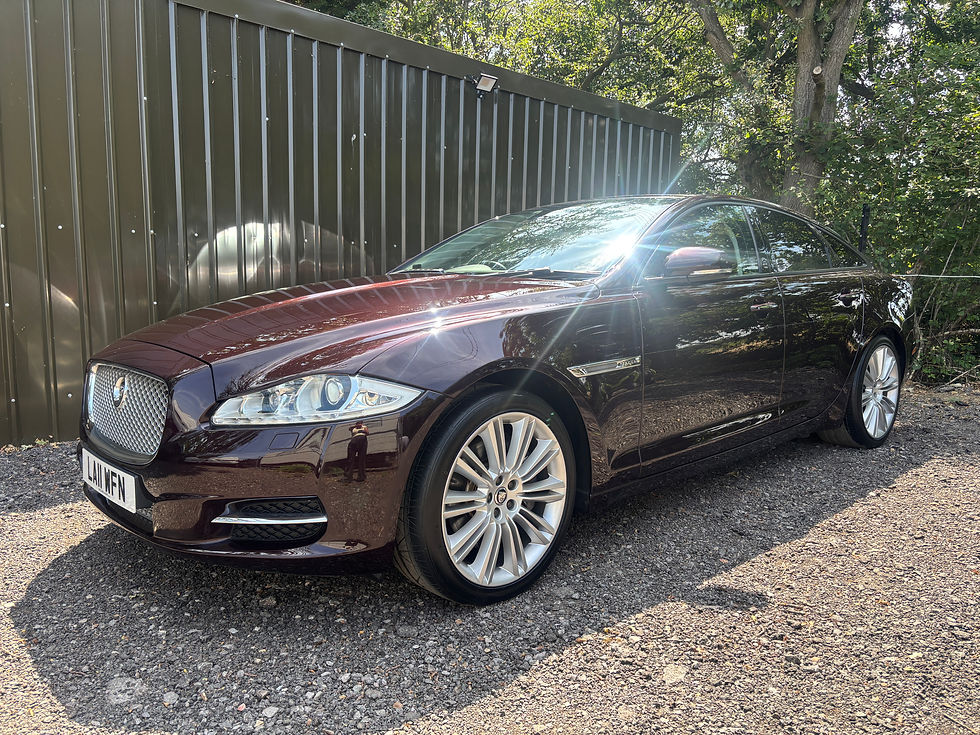 Thumbnail: 2011 Jaguar XJ 5.0 V8 Luxury