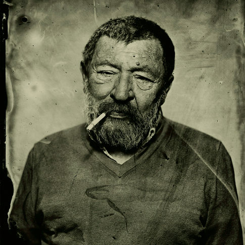 Дисциплина на светлината: Како двајца професори од Нови Сад со сребро и трева го бранат човечкото сеќавање од заборавот