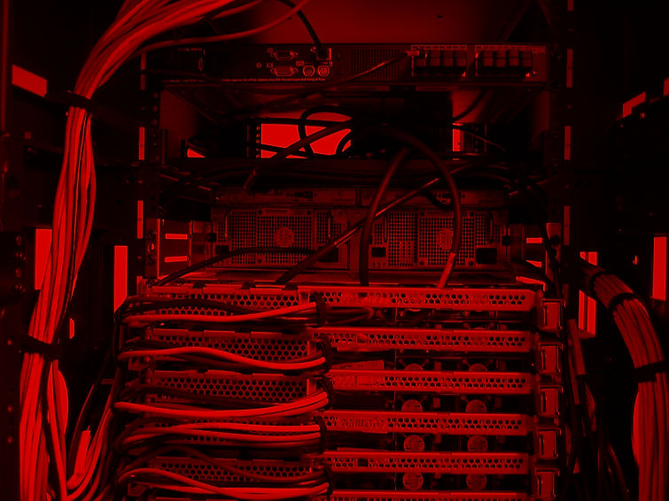 IBM_server_rack_internals_-_IMG_0563_edited.jpg