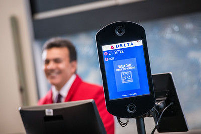airport scanner of your face