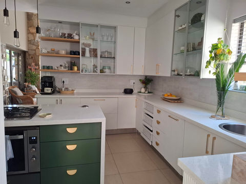 Kitchen Spray Painting